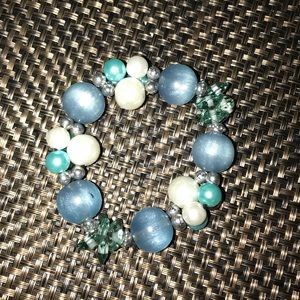 Blue/Teal/Pearl bracelet